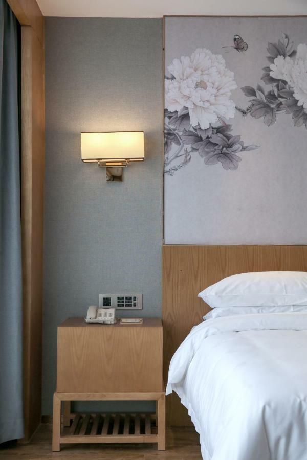 Venus Royal Hotel Foshan Kuiqi Road Metro Station المظهر الخارجي الصورة